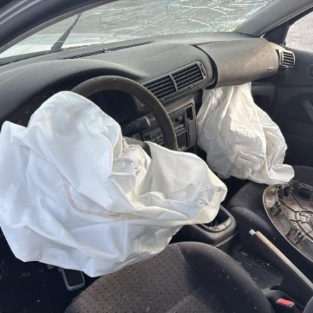 Feu arriere principal droit (feux) VOLKSWAGEN PASSAT 4