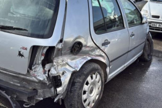 Levier de vitesses VOLKSWAGEN GOLF 4