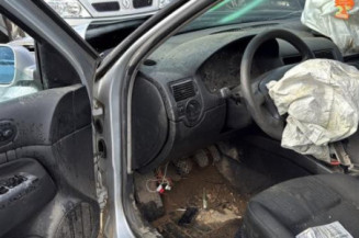 Levier de vitesses VOLKSWAGEN GOLF 4