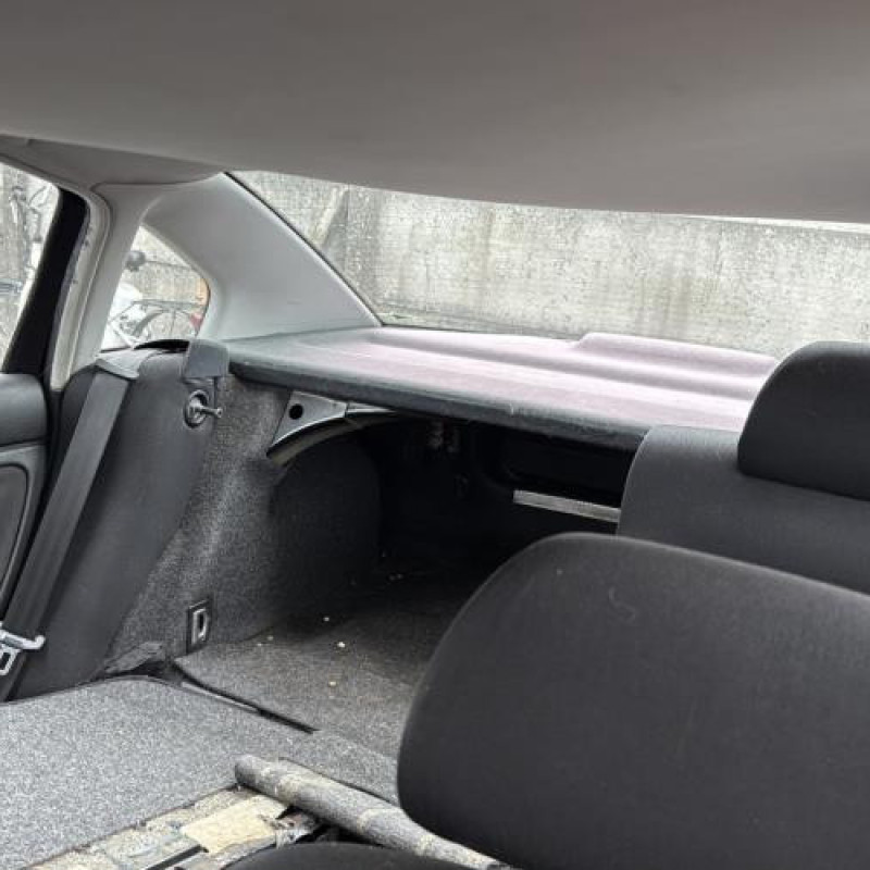 Leve vitre electrique arriere gauche VOLKSWAGEN PASSAT 4 Photo n°8