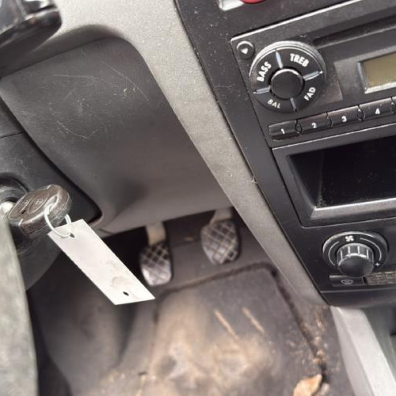 Levier de vitesses SEAT IBIZA 3 Photo n°18