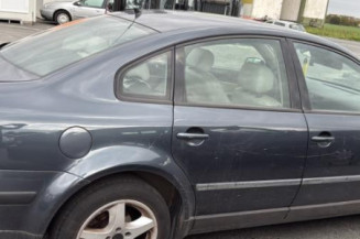 Serrure de coffre VOLKSWAGEN PASSAT 4