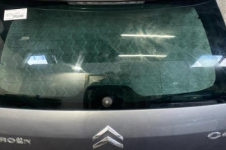 Malle/Hayon arriere VOLKSWAGEN POLO 4