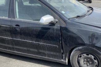 Custode arriere droit VOLKSWAGEN POLO 4