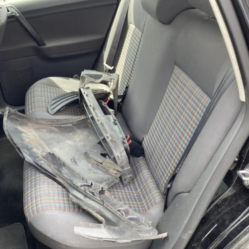 Custode arriere droit VOLKSWAGEN POLO 4 Photo n°16