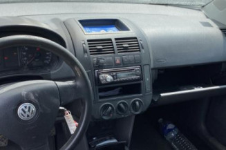 Custode arriere droit VOLKSWAGEN POLO 4