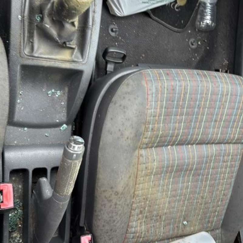 Custode arriere droit VOLKSWAGEN POLO 4 Photo n°13