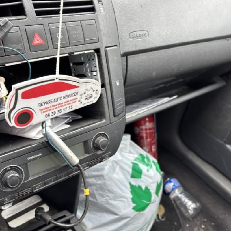 Custode arriere droit VOLKSWAGEN POLO 4 Photo n°14