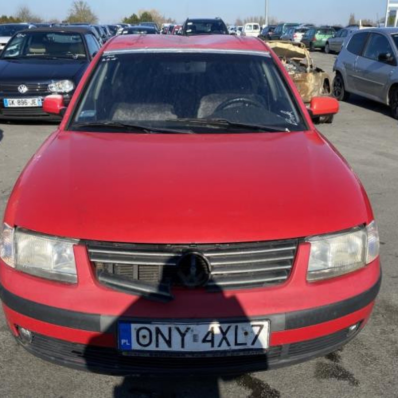 Reservoir essence VOLKSWAGEN PASSAT 4 Photo n°8