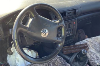 Reservoir essence VOLKSWAGEN PASSAT 4