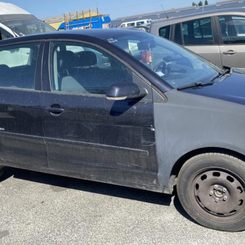 Custode arriere droit VOLKSWAGEN POLO 4 Photo n°7