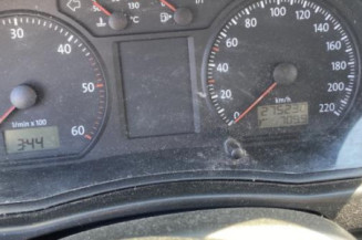 Custode arriere droit VOLKSWAGEN POLO 4