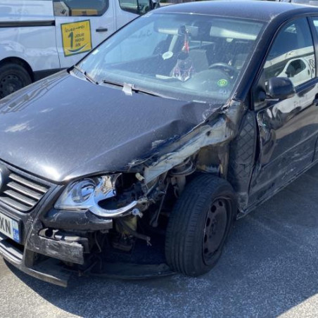 Custode arriere gauche VOLKSWAGEN POLO 4 Photo n°1