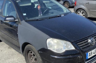 Custode arriere gauche VOLKSWAGEN POLO 4