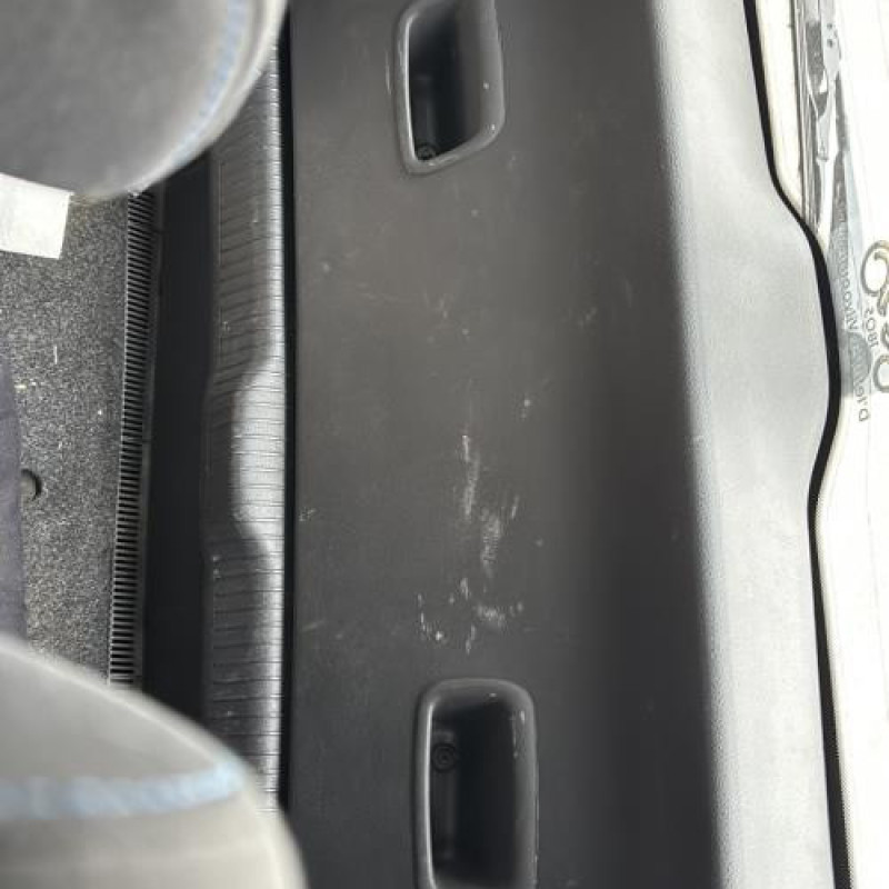 Custode arriere droit VOLKSWAGEN POLO 4 Photo n°14