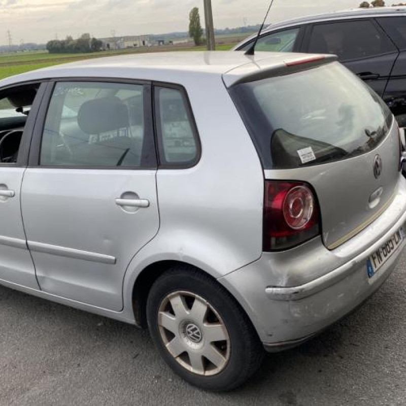 Custode arriere droit VOLKSWAGEN POLO 4 Photo n°3
