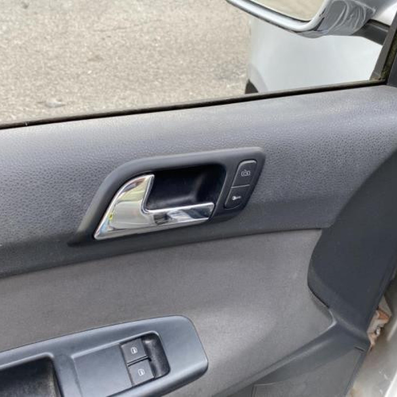 Custode arriere droit VOLKSWAGEN POLO 4 Photo n°7