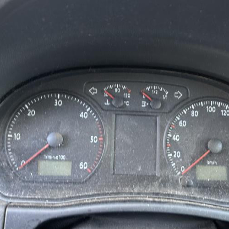 Custode arriere gauche VOLKSWAGEN POLO 4 Photo n°12