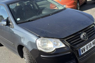 Feu arriere stop central VOLKSWAGEN POLO 4