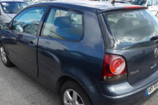 Leve vitre electrique avant droit VOLKSWAGEN POLO 4 Photo n°1