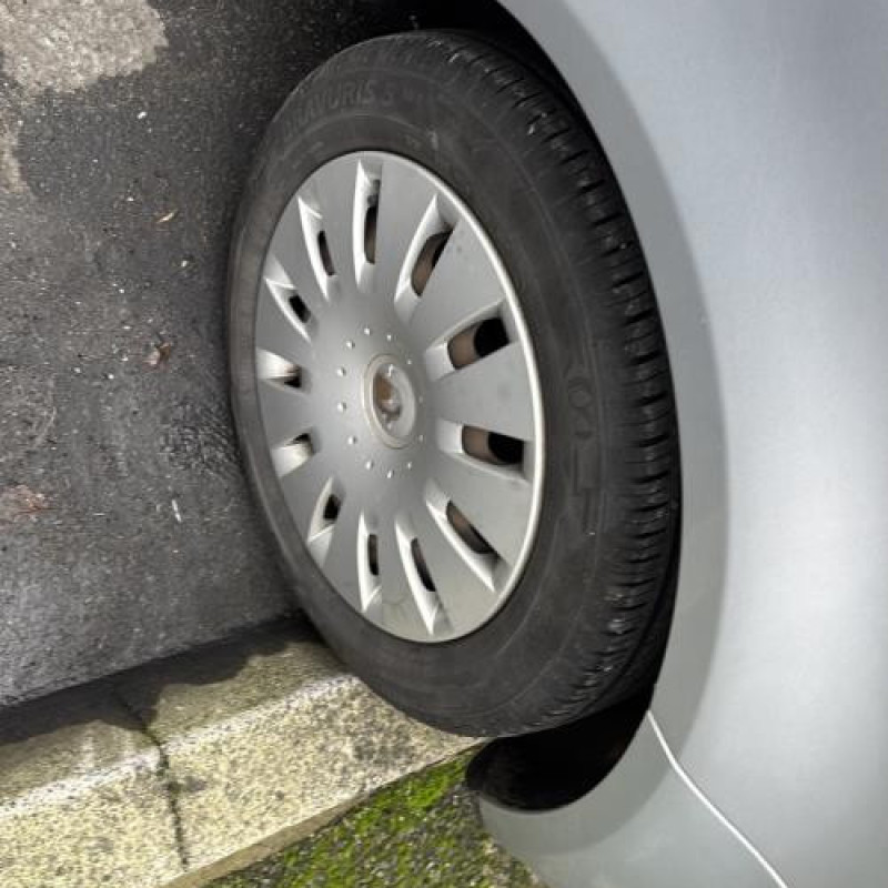 Feu arriere stop central VOLKSWAGEN POLO 4 Photo n°20