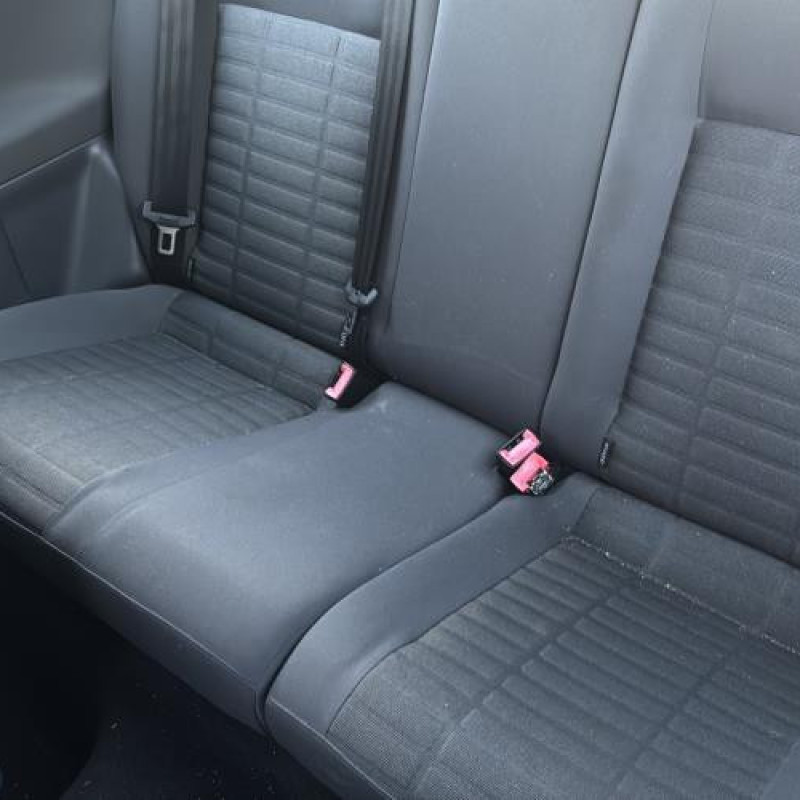 Feu arriere stop central VOLKSWAGEN POLO 4 Photo n°18