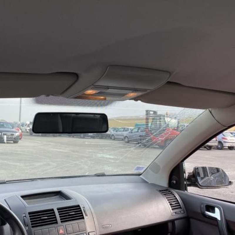 Feu arriere stop central VOLKSWAGEN POLO 4 Photo n°17