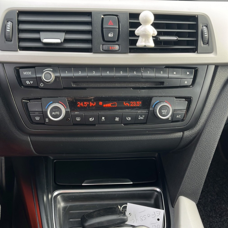 BMW SERIE 3 F30 PHASE 1 318d 2.0D - 16V TURBO Photo n°10