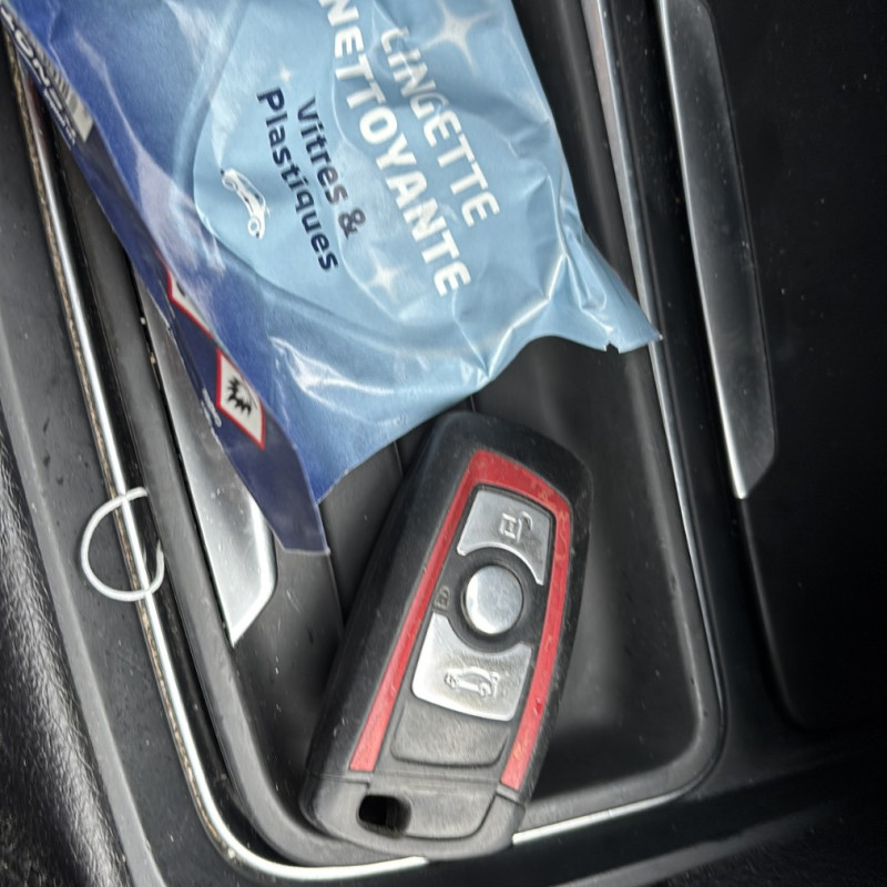 BMW SERIE 3 F30 PHASE 1 320d 2.0D - 16V TURBO Photo n°9