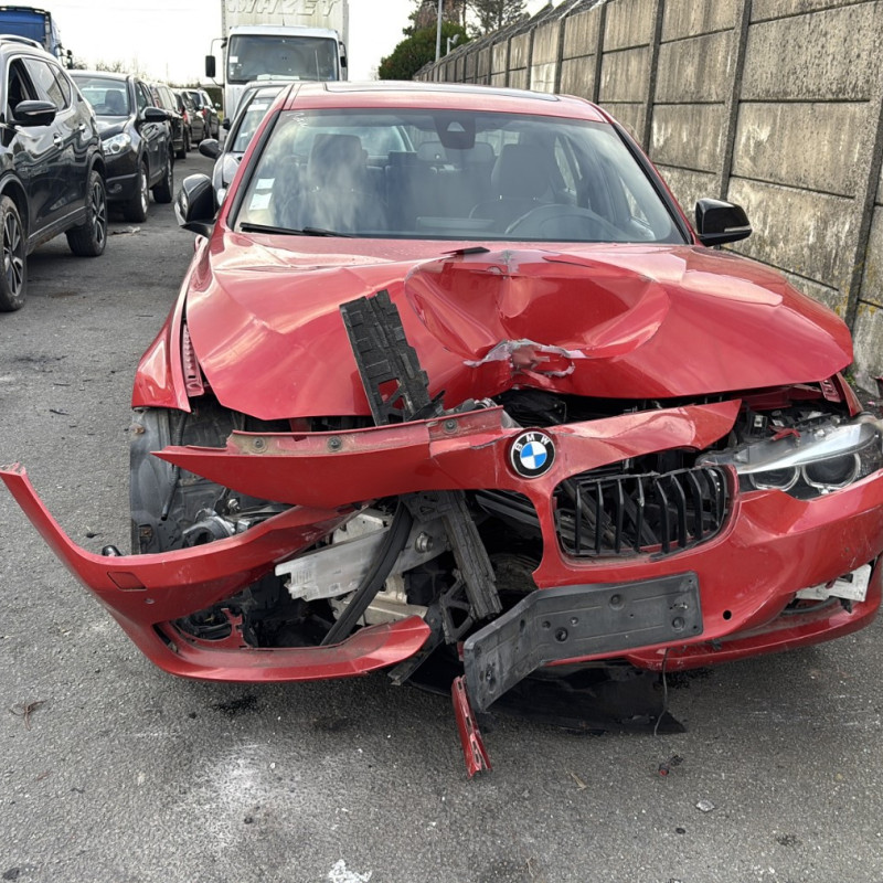 BMW SERIE 3 F30 PHASE 1 320d 2.0D - 16V TURBO Photo n°15