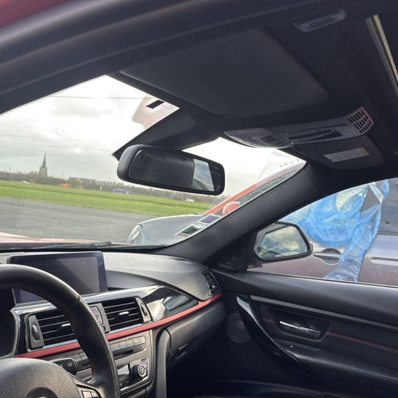 BMW SERIE 3 F30 PHASE 1 320d 2.0D - 16V TURBO Photo n°19