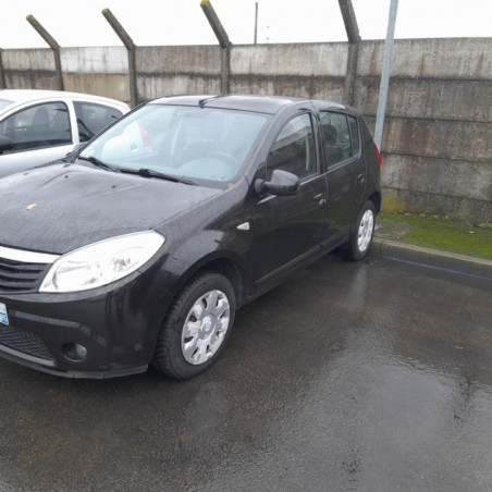 DACIA SANDERO 1 1.5 DCI - 8V TURBO Photo n°1