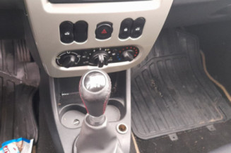 DACIA SANDERO 1 1.5 DCI - 8V TURBO