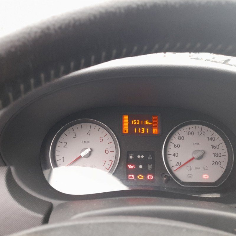 DACIA SANDERO 1 1.5 DCI - 8V TURBO Photo n°10