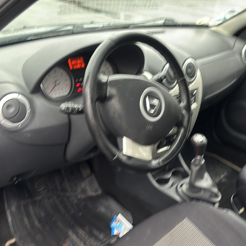 DACIA SANDERO 1 1.5 DCI - 8V TURBO Photo n°15