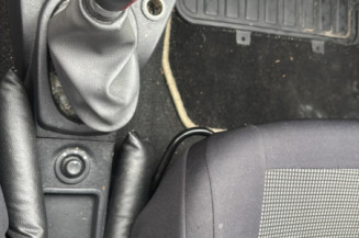 DACIA SANDERO 1 1.5 DCI - 8V TURBO