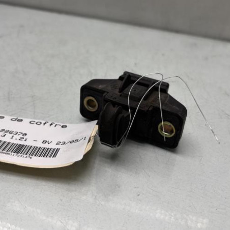 Serrure de coffre RENAULT CLIO 1