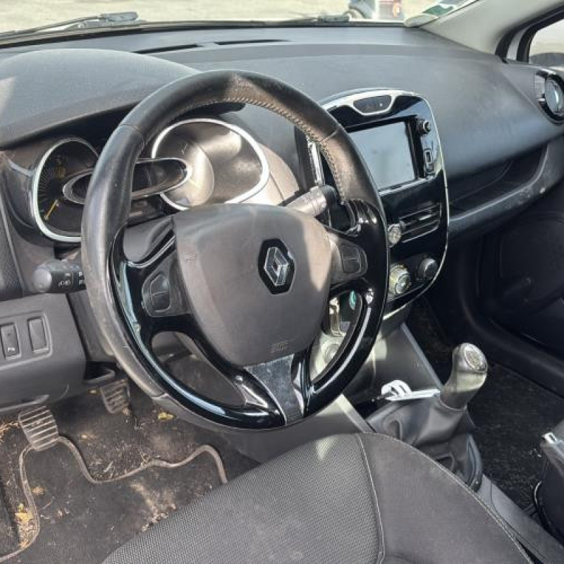 Feu arriere principal gauche (feux) RENAULT CLIO 4 Photo n°18