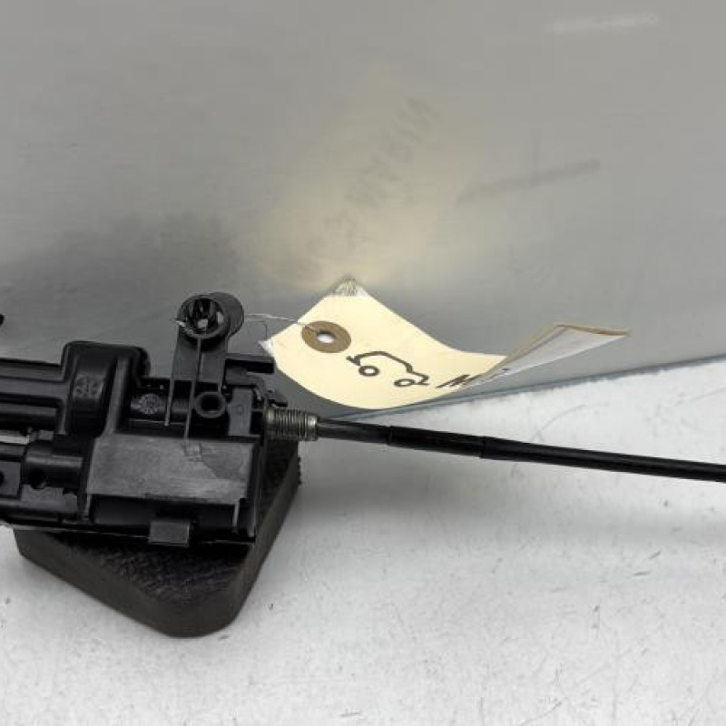 Actionneur verrou trappe d'essence RENAULT CLIO 4 Photo n°4