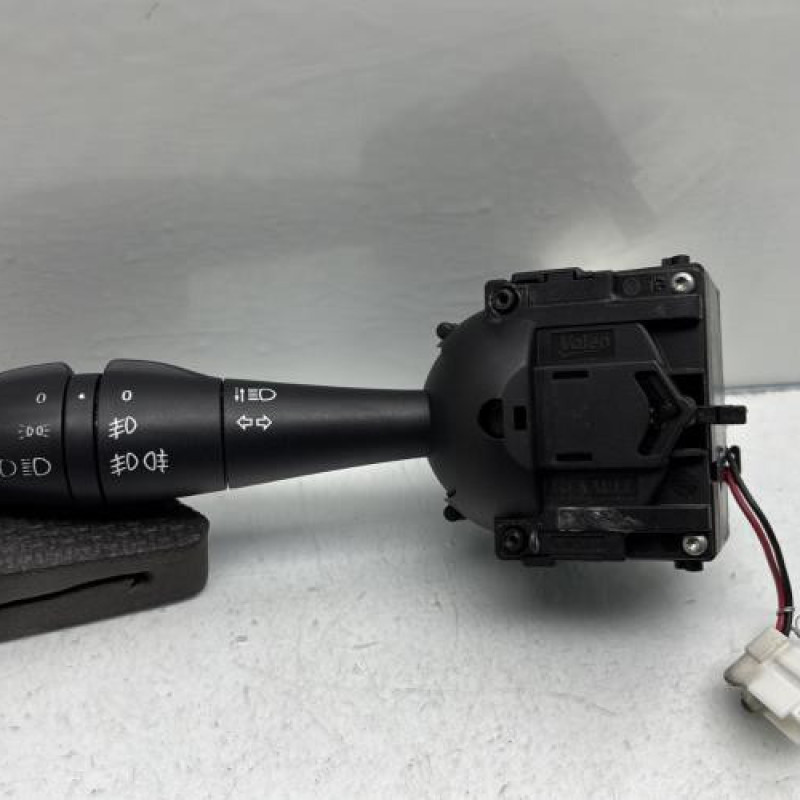 Commodo phare RENAULT CLIO 4 Photo n°1