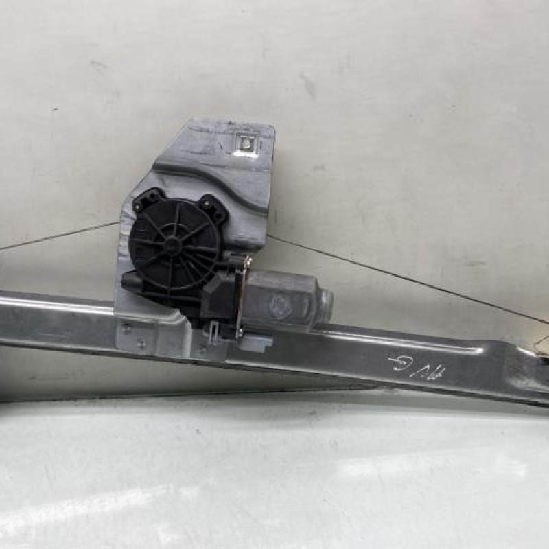 Leve vitre electrique avant gauche CITROEN BERLINGO 2 Photo n°3