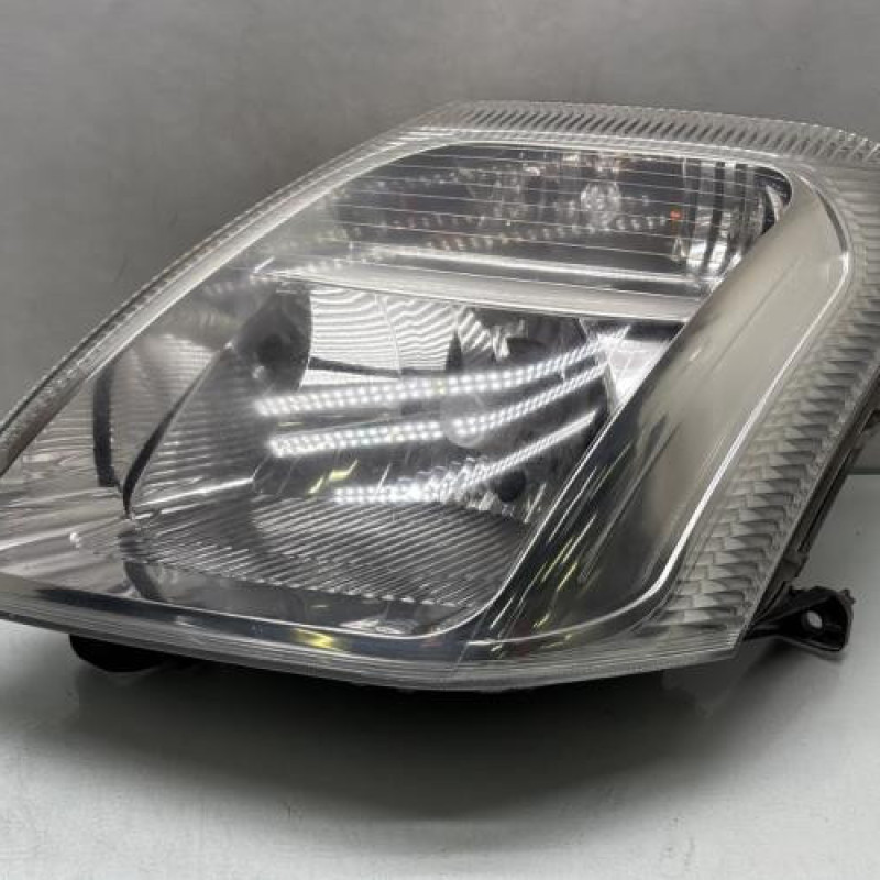 Optique avant principal gauche (feux)(phare) CITROEN C2 Photo n°1