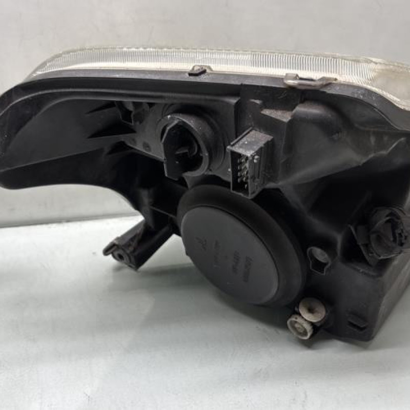 Optique avant principal gauche (feux)(phare) CITROEN C2 Photo n°3