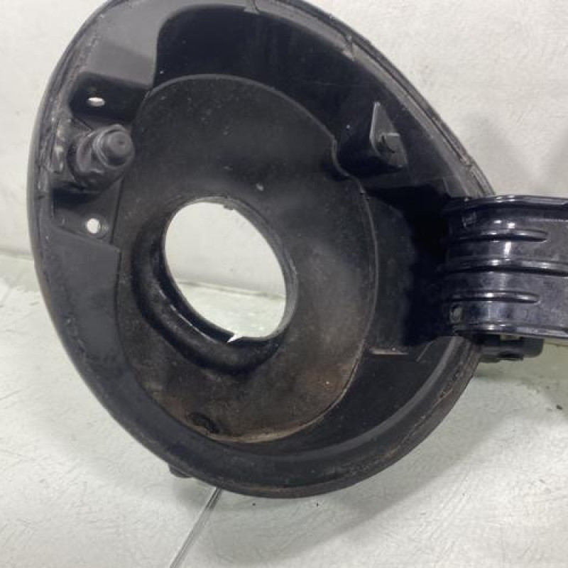 Trappe d'essence VOLKSWAGEN GOLF 6 Photo n°4