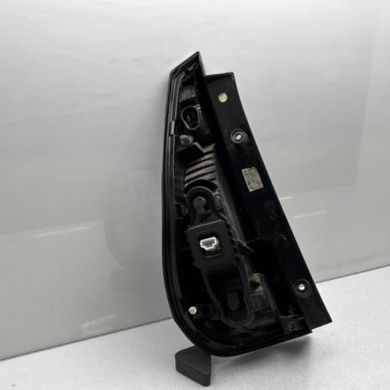 Feu arriere principal droit (feux) RENAULT SCENIC 3 Photo n°6