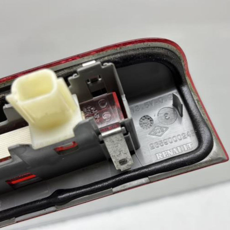 Feu arriere stop central RENAULT SCENIC 3 Photo n°6