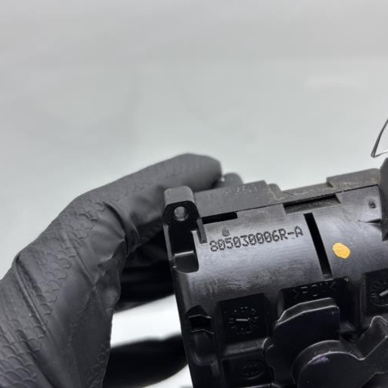 Serrure avant gauche RENAULT SCENIC 3 Photo n°7