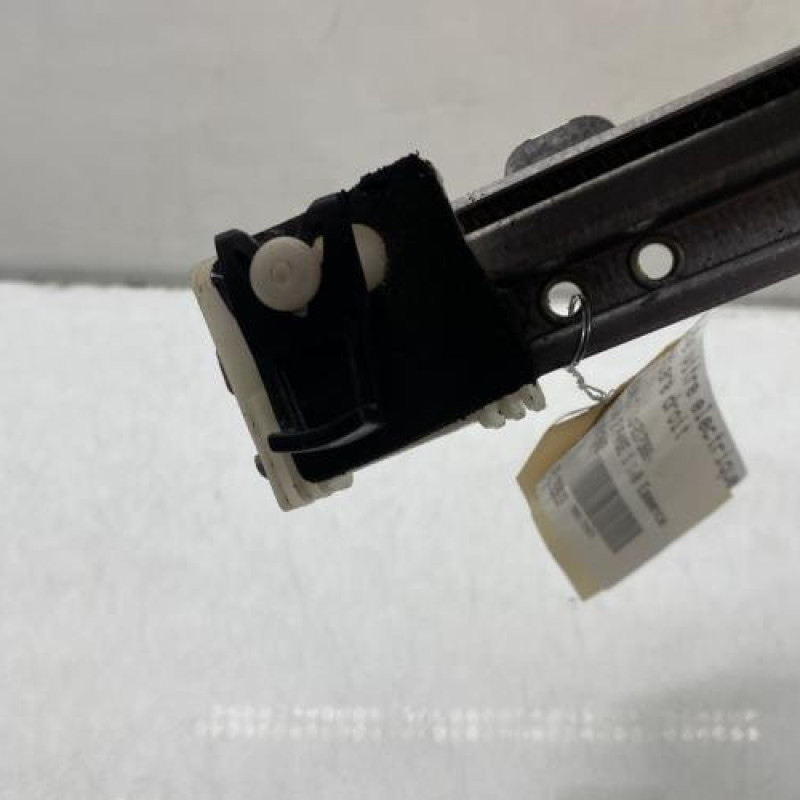 Leve vitre electrique arriere droit RENAULT LAGUNA 2 Photo n°4