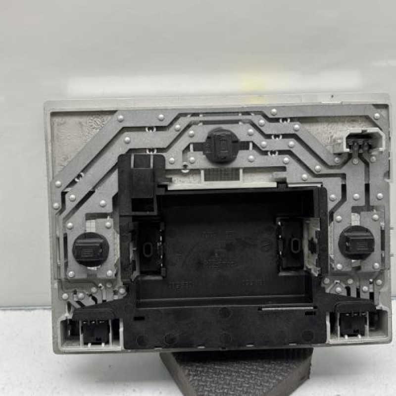 Eclairage de plafonnier VOLKSWAGEN POLO 5 Photo n°3