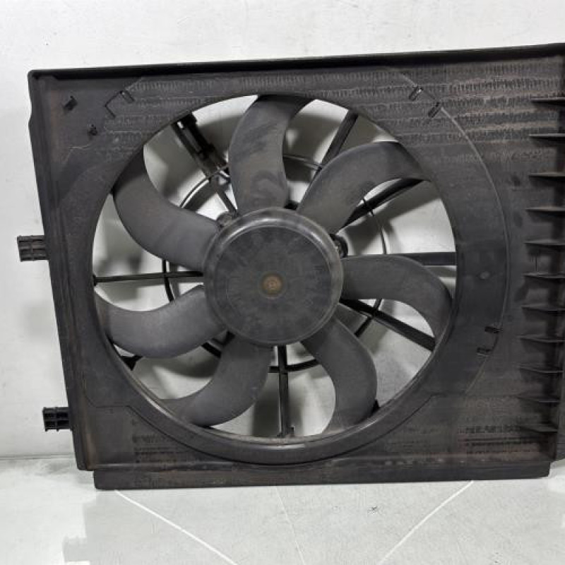 Moto ventilateur radiateur VOLKSWAGEN POLO 5 Photo n°7